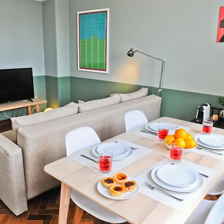 Pop The Cork In By Misha's Place 5b Lisbon