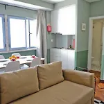 Pop The Cork In By Misha's Place 5b Διαμέρισμα