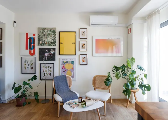 Pop The Cork In By Misha's Place 5b